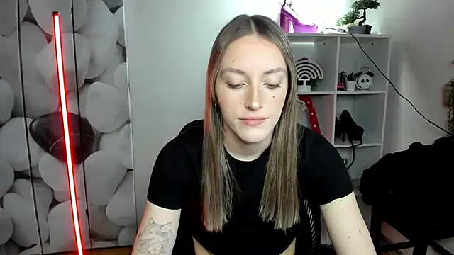 EvelynBlond online show from 01-14-26, 01:39