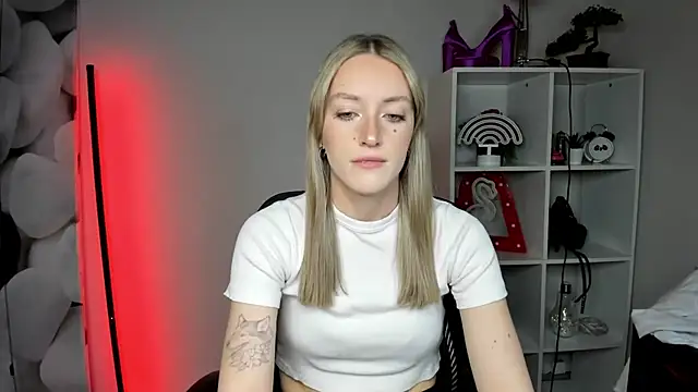 EvelynBlond online show from 02-17-26, 01:29