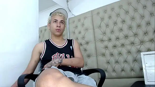 HollmanFronsh online show from 12-14-25, 02:28