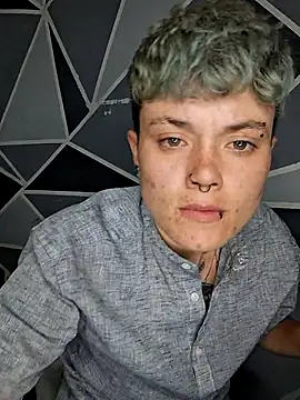 Snapshot of megan_NL chatting on 03-04-26, 05:13 megan NL online show from 03-04-26, 05:13