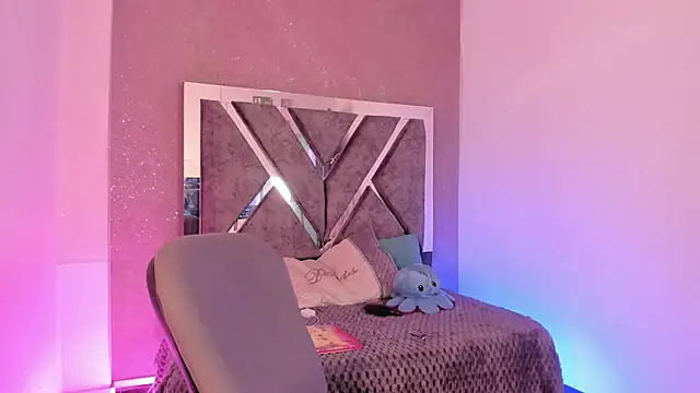 frany wolf  online show from 12-03-25, 04:42