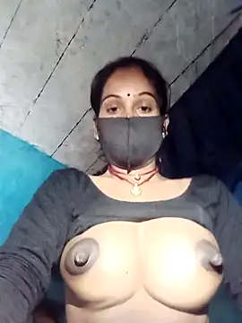 Snapshot of Nandani-758 chatting on 03-12-26, 01:01 Nandani-758 online show from 03-12-26, 01:01