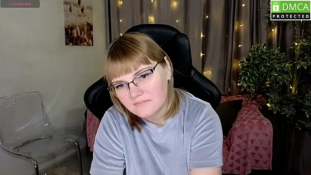 Sofia508 online show from 11-22-25, 03:49