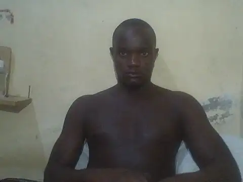 UsTwo  online show from 11-25-25, 09:04