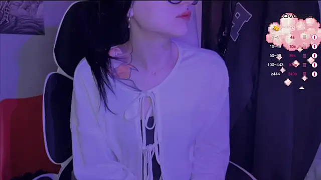 yes please1 online show from 11-21-25, 03:05