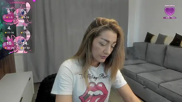 rossana doll online show from 03-30-26, 07:20