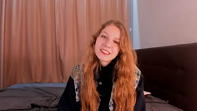 HazeLuneth online show from 02-18-26, 06:31