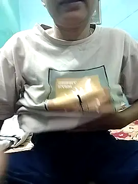 Snapshot of Miss_tinaaa chatting on 11-23-25, 08:58 Miss tinaaa online show from 11-23-25, 08:58