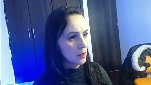 Juliana  lx online show from 11-28-25, 12:52