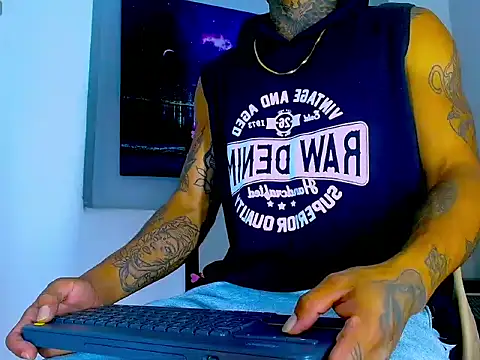 Hot Latino x online show from 02-24-26, 12:47