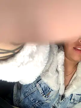 Bailey Pink online show from 11-24-25, 05:12