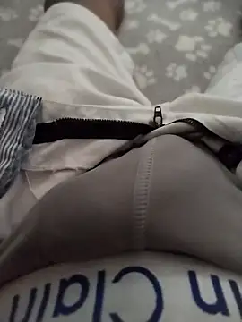 Snapshot of Jose150820 chatting on 11-20-25, 06:51 Jose150820 online show from 11-20-25, 06:51