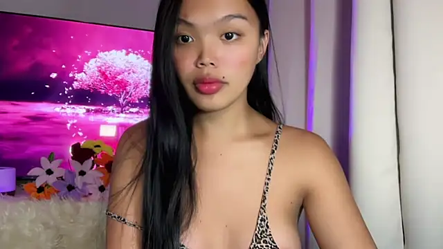 Snapshot of Somefun_molly chatting on 11-21-25, 06:28 Somefun molly online show from 11-21-25, 06:28