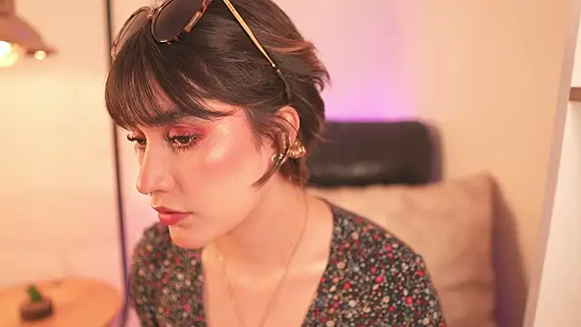 Mackenzie Lia online show from 01-08-26, 06:43