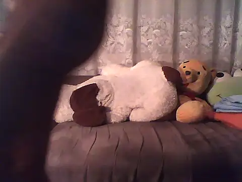 Snapshot of Pneuhammer chatting on 11-23-25, 09:47 Pneuhammer online show from 11-23-25, 09:47