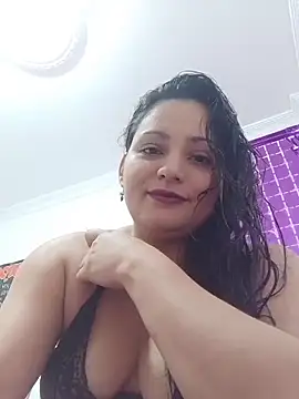 Snapshot of saritt_loveme chatting on 11-22-25, 12:37 saritt loveme online show from 11-22-25, 12:37