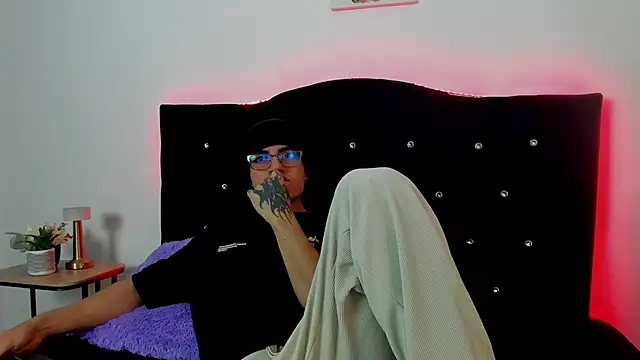 eren jeager online show from 02-21-26, 01:28