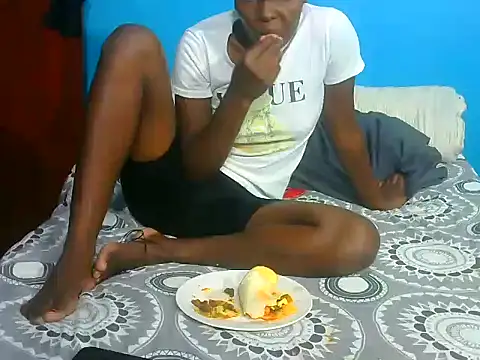 VirginPrincess06 online show from 11-25-25, 03:01