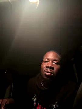 Snapshot of FelonBBC chatting on 11-21-25, 03:05 FelonBBC online show from 11-21-25, 03:05