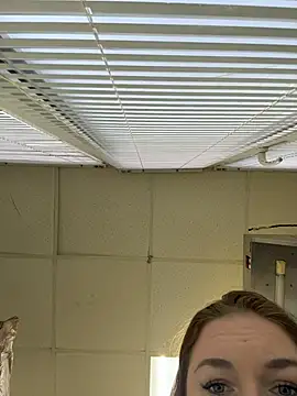 Snapshot of VaryaRose chatting on 12-01-25, 02:27 VaryaRose online show from 12-01-25, 02:27