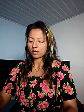 SamathaMay online show from 12-20-25, 12:34