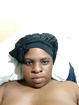 Snapshot of enhle1998 chatting on 11-22-25, 10:53 enhle1998 online show from 11-22-25, 10:53