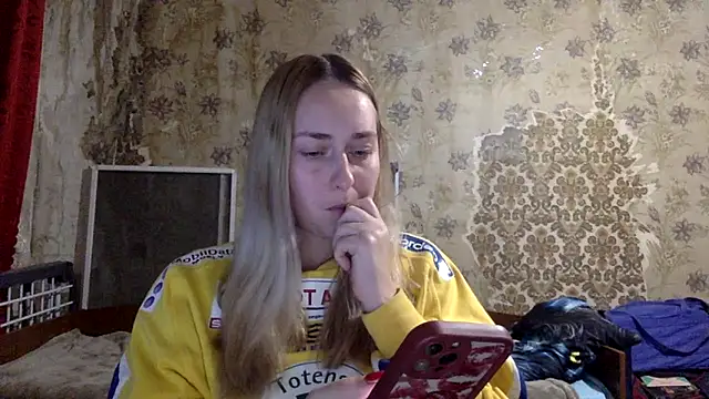 Vassila69 online show from 12-16-25, 09:42