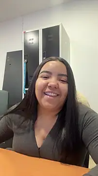 princezzc online show from 12-21-25, 07:43