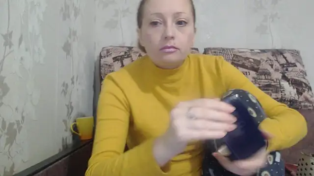 Snapshot of Alwayss_horny chatting on 11-28-25, 12:30 Alwayss horny online show from 11-28-25, 12:30