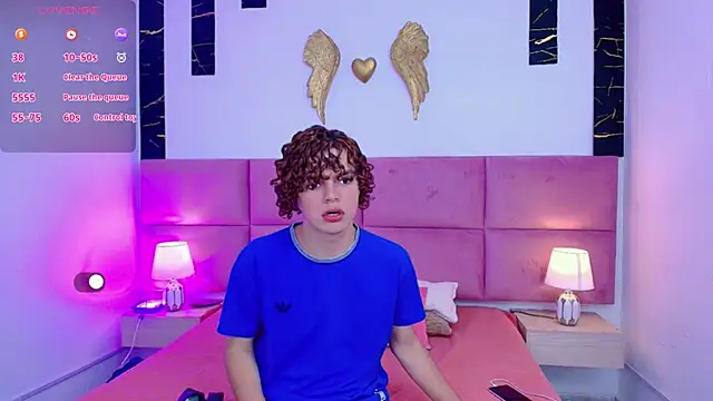 Skyee angel online show from 02-18-26, 07:43