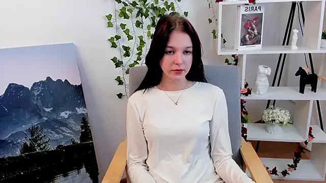 EnaAltomare online show from 11-22-25, 08:02