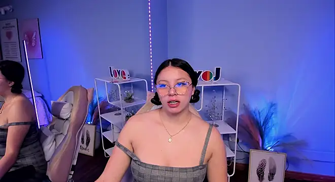 ValeryPalmer online show from 12-16-25, 11:59