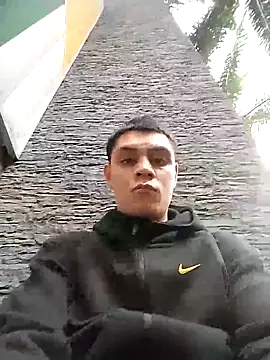 sebastianfelipe online show from 04-08-26, 10:10