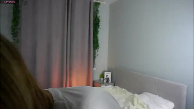 AmparoCilek online show from 03-17-26, 09:07