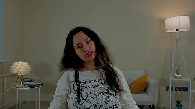 RebecaGarett online show from 11-25-25, 05:40