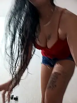 Snapshot of Haryelle35 chatting on 11-22-25, 01:04 Haryelle35 online show from 11-22-25, 01:04