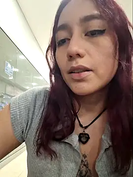 Eveeelyn25 online show from 02-13-26, 12:17