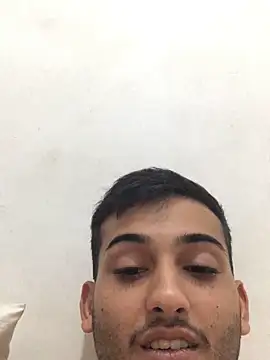 mahgilli online show from 11-22-25, 05:39