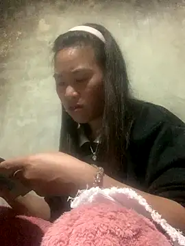 Snapshot of hotel222 chatting on 11-22-25, 01:32 hotel222 online show from 11-22-25, 01:32