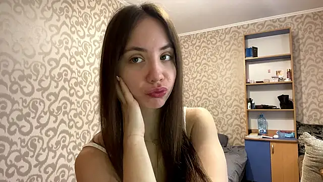 ChandaApplin online show from 01-10-26, 09:22