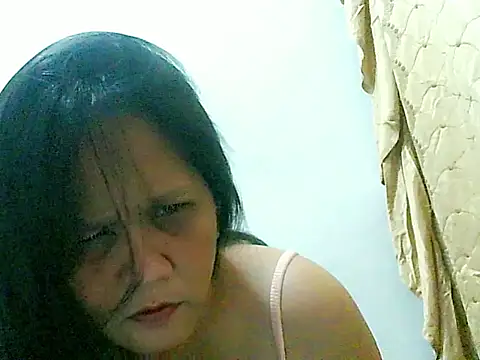 divinegrace1983 online show from 11-24-25, 06:13