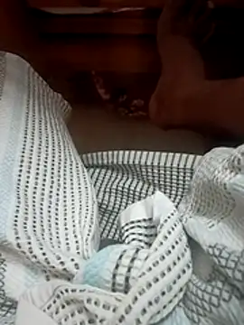 Snapshot of Chatfree27 chatting on 11-22-25, 01:32 Chatfree27 online show from 11-22-25, 01:32