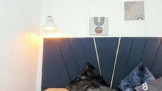 naomi x0 online show from 02-18-26, 01:29