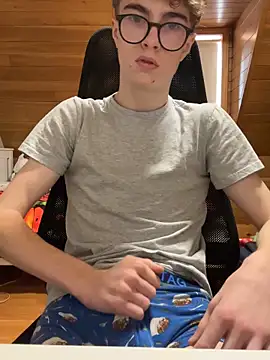 leBeauGosseMasquer online show from 11-22-25, 07:24