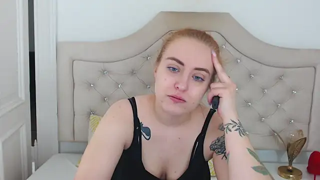 RubyBigBoobs online show from 12-18-25, 03:07