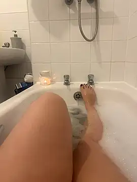 Snapshot of sluttybabex chatting on 11-23-25, 09:03 sluttybabex online show from 11-23-25, 09:03