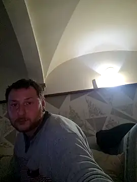 18cmAndr online show from 11-30-25, 07:51