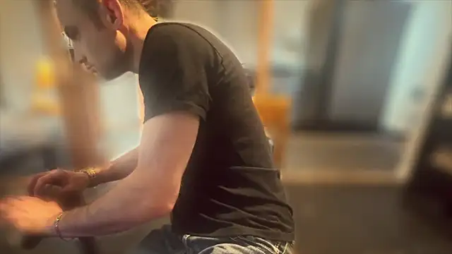 famous1tad online show from 01-10-26, 06:09