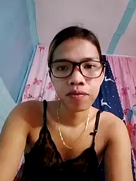 Snapshot of hotspicy22 chatting on 11-23-25, 10:42 hotspicy22 online show from 11-23-25, 10:42