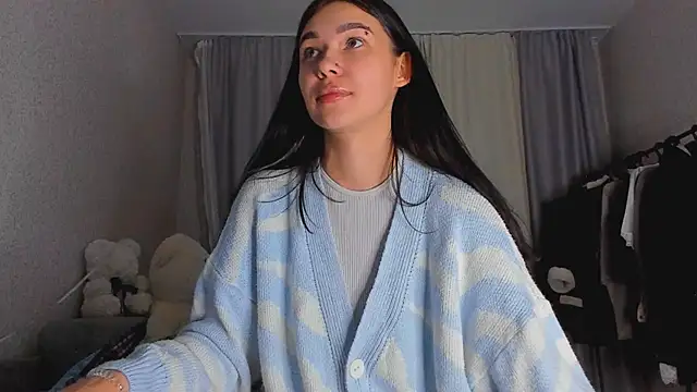 SakuraVibe online show from 11-25-25, 02:28